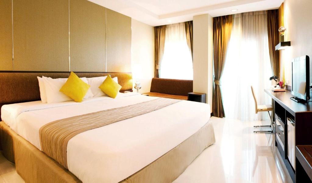 Intimate Hotel Pattaya - Sha Extra Plus Habitación foto